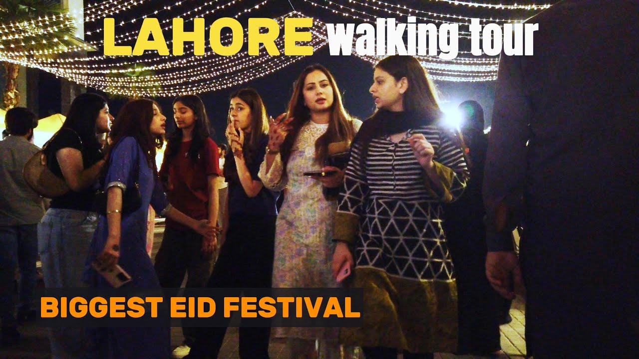 🇵🇰 Pakistani LADIES BIGGEST Festival Gathering in 4K Walk Tour | Exploring Lahore Night Life