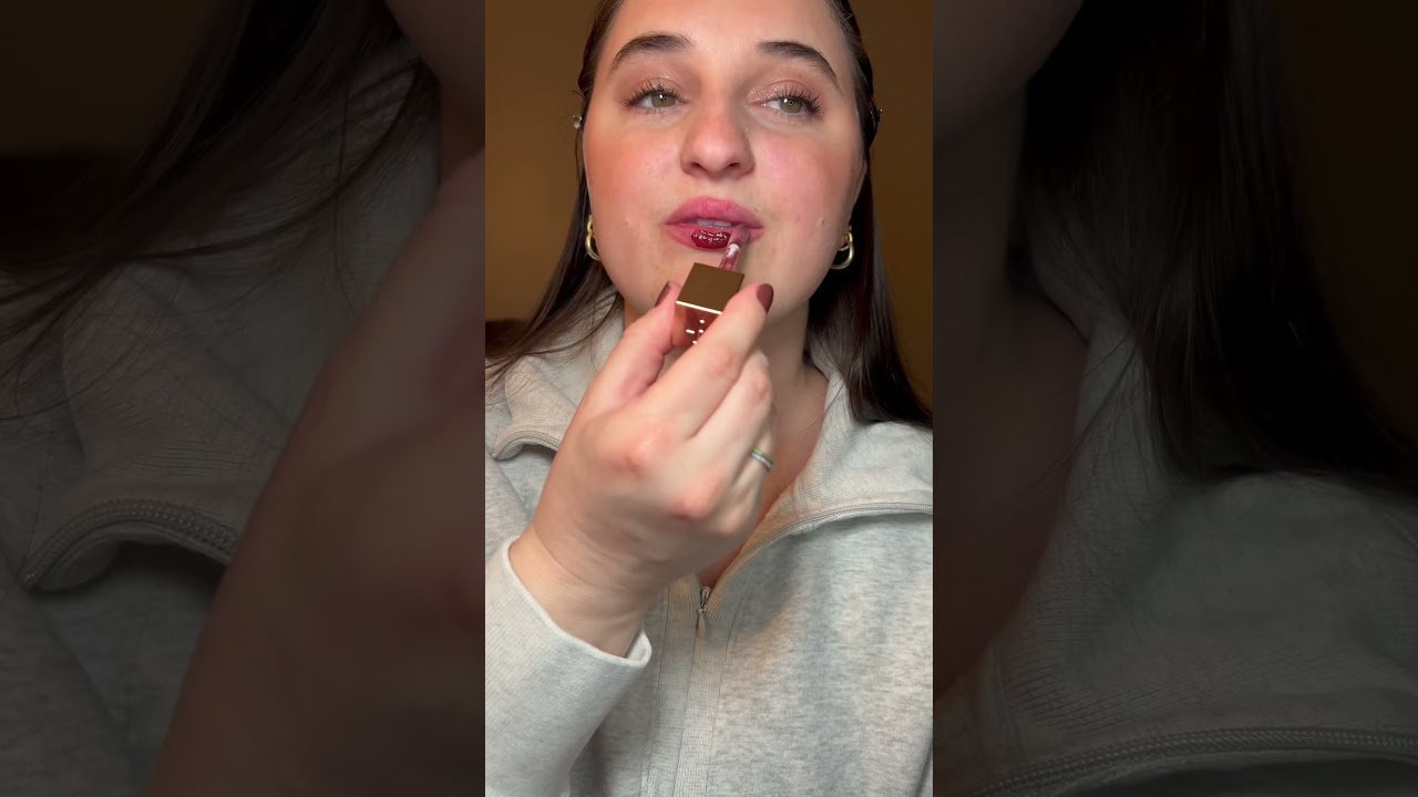 Trying the new Patrick Ta Major Volume Plumping Lip Gloss 