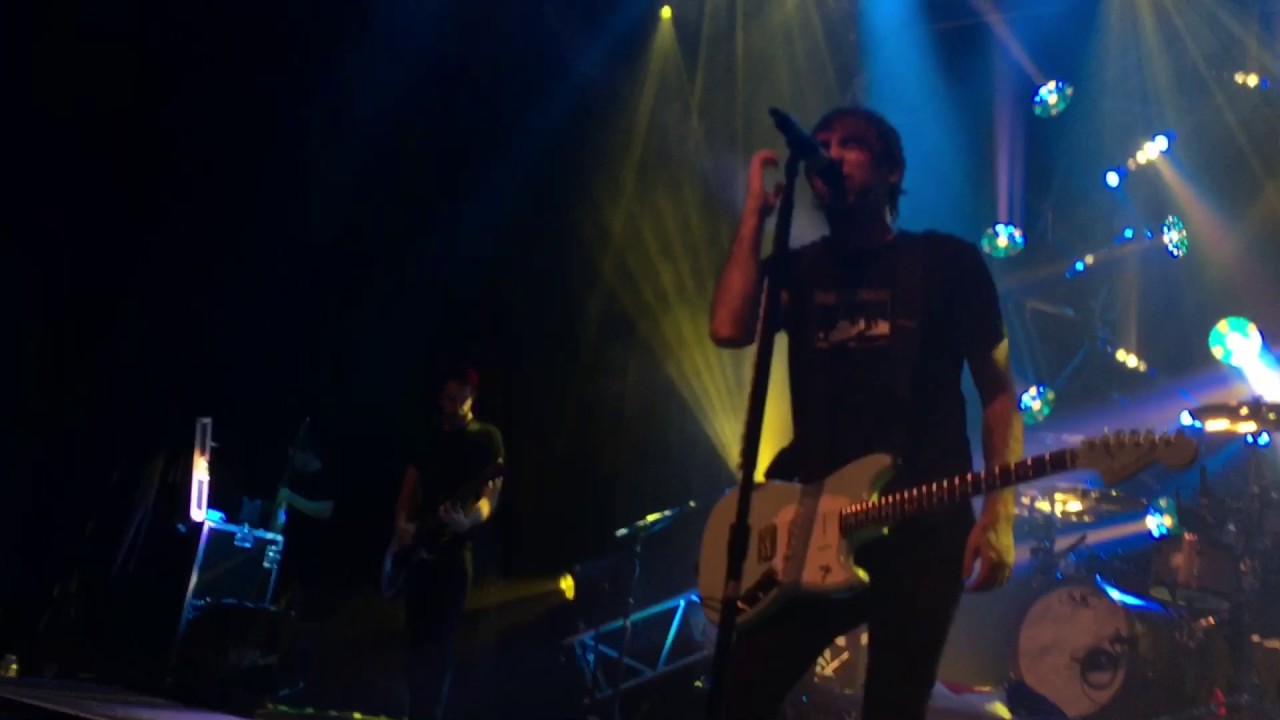 All Time Low - Canals (08/04/2017) @ Elysée Montmartre, Paris