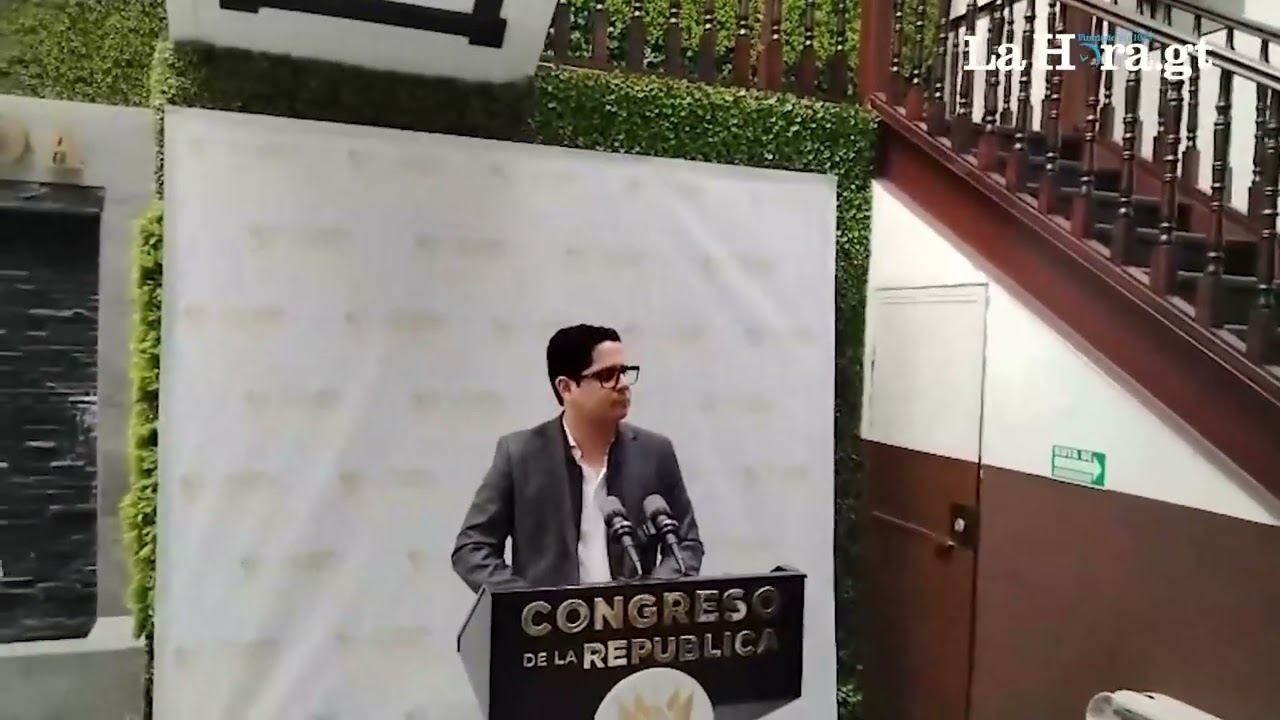 El vocero de la comisión de postulación para TSE brinda un resumen de la sesión de este 4 de febrero
