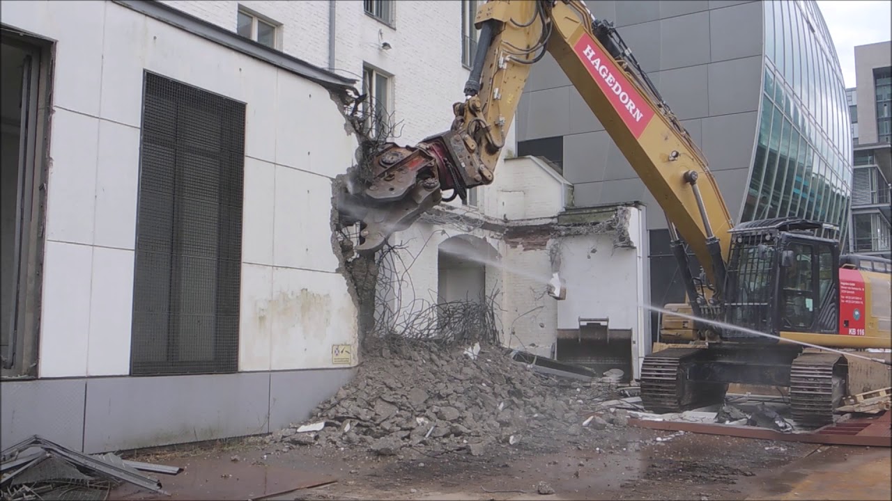 Excavator CAT 336F demolition site