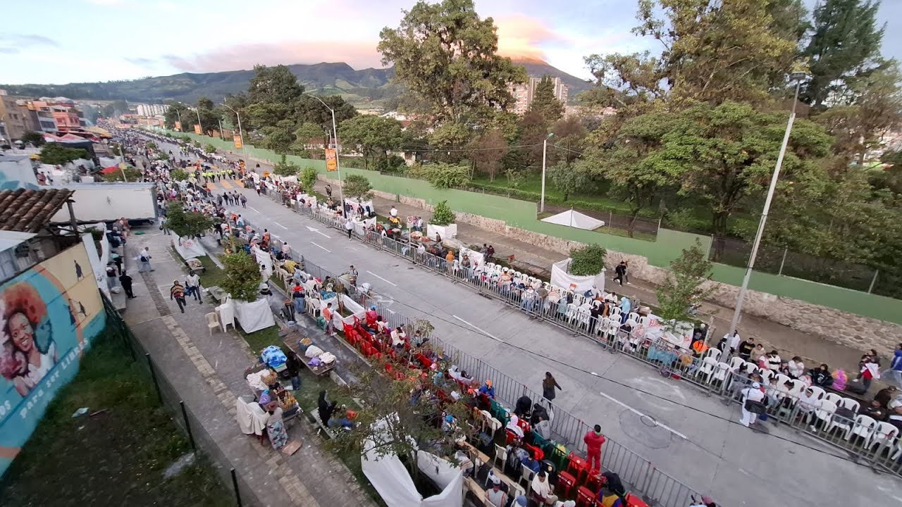 Carnaval de Negros y Blancos 2025 - 6 de enero Desfile Día de Blancos