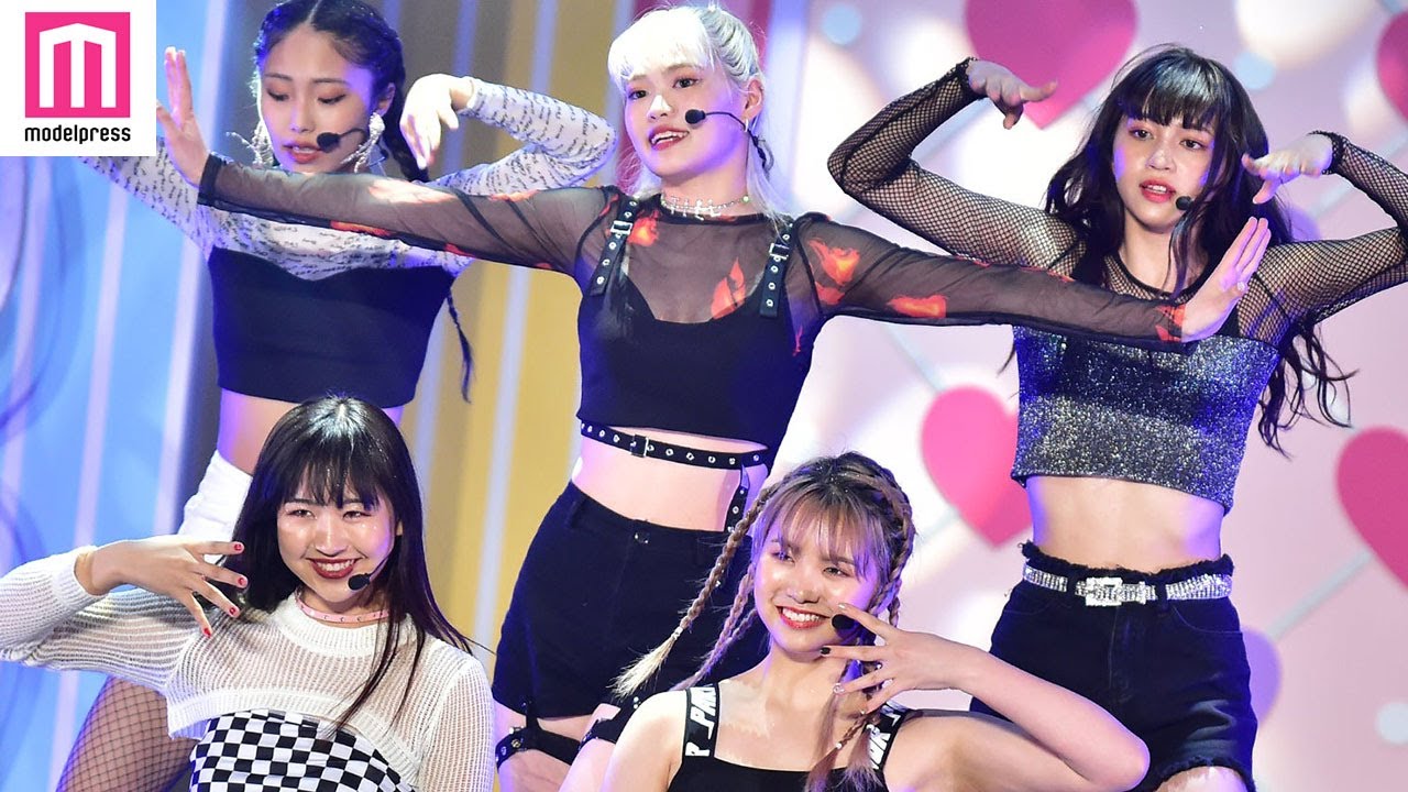 「Popteen」発・MAGICOUR「MAGIC」歌唱 8人で初パフォーマンス「“POP愛”全集中祭」