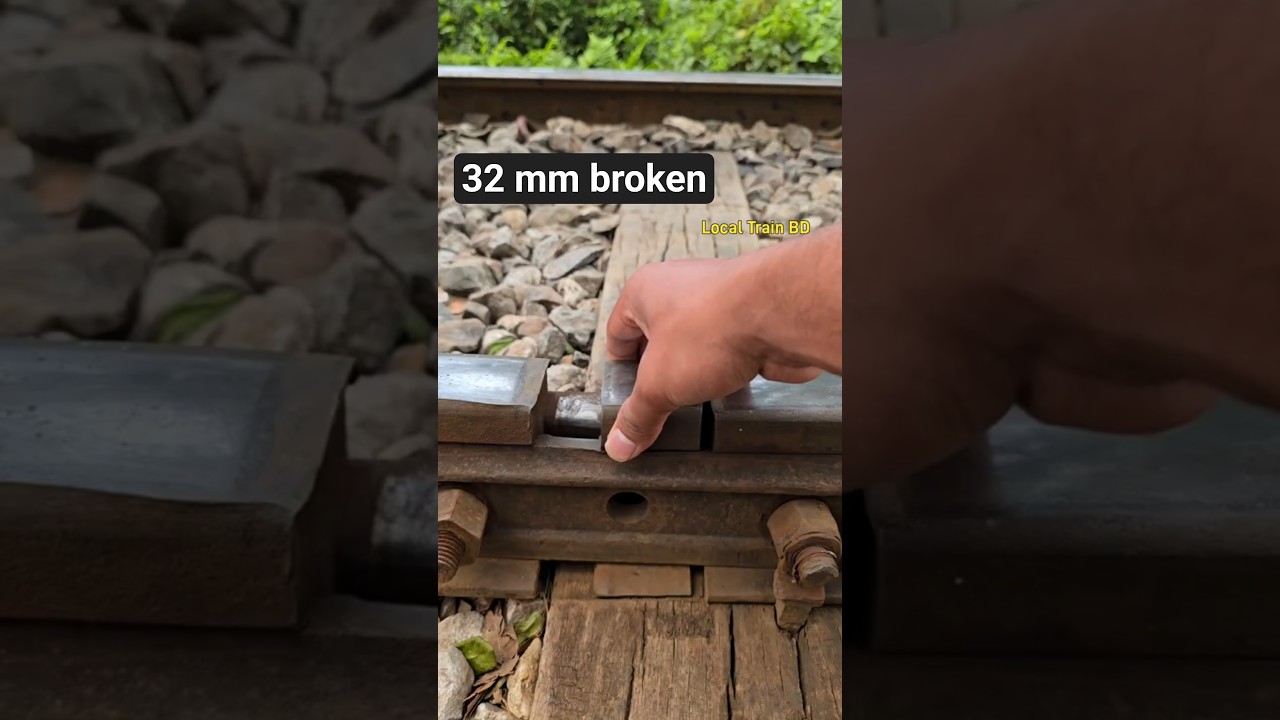 Train passed Broken Rail Track Joint. #railway #track #broken #shorts