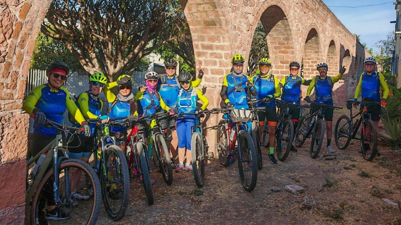 Estrenada de Uniformes Chololo´s MTB 2025