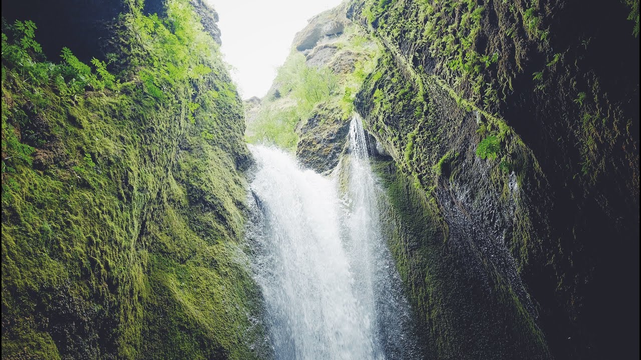 ICELAND VLOG: NAUTHUSAGIL HAS A SECRET WATERFALL !