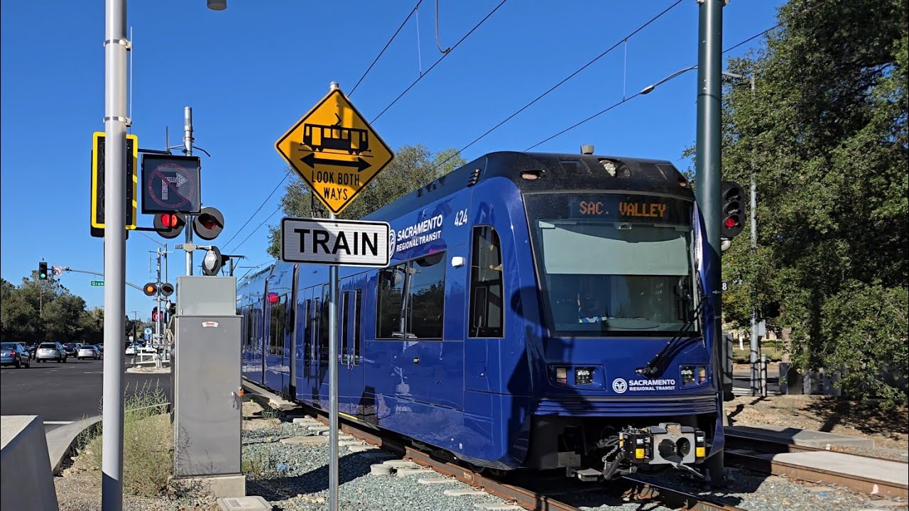 SACRT 424 | Glenn Dr Railroad Crossing Folsom, CA (10/10/25)