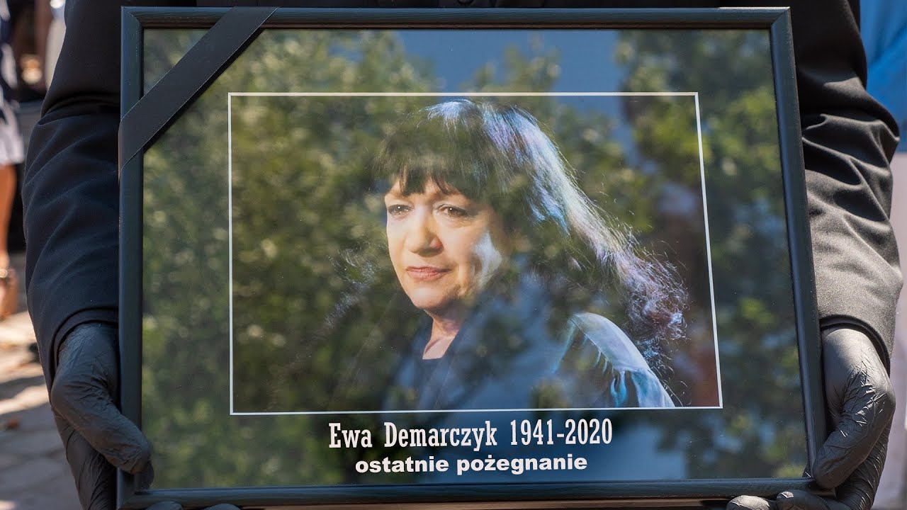 Pogrzeb Ewy Demarczyk [ostatnia droga]
