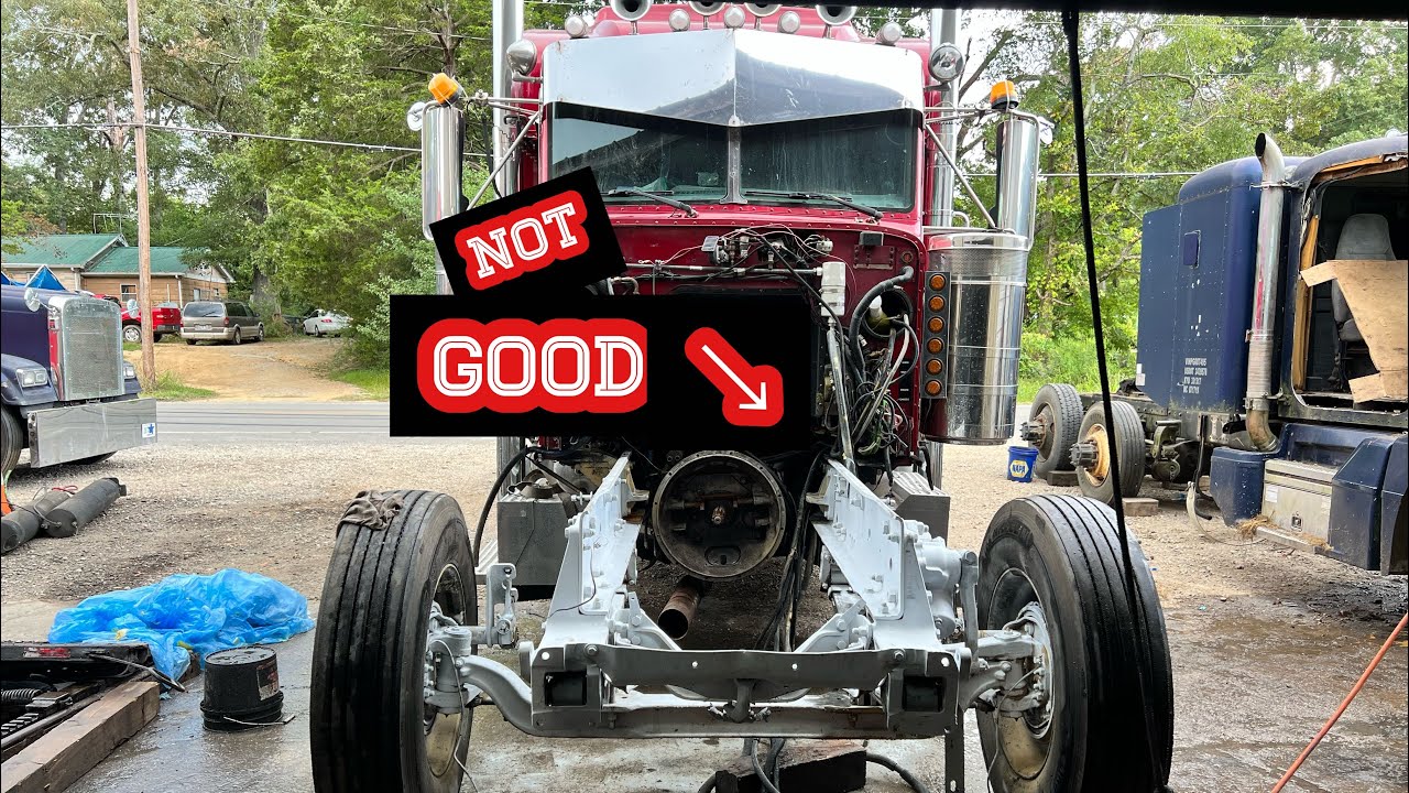 Rooster Has A Major Issue.. Could’ve Been Bad!!