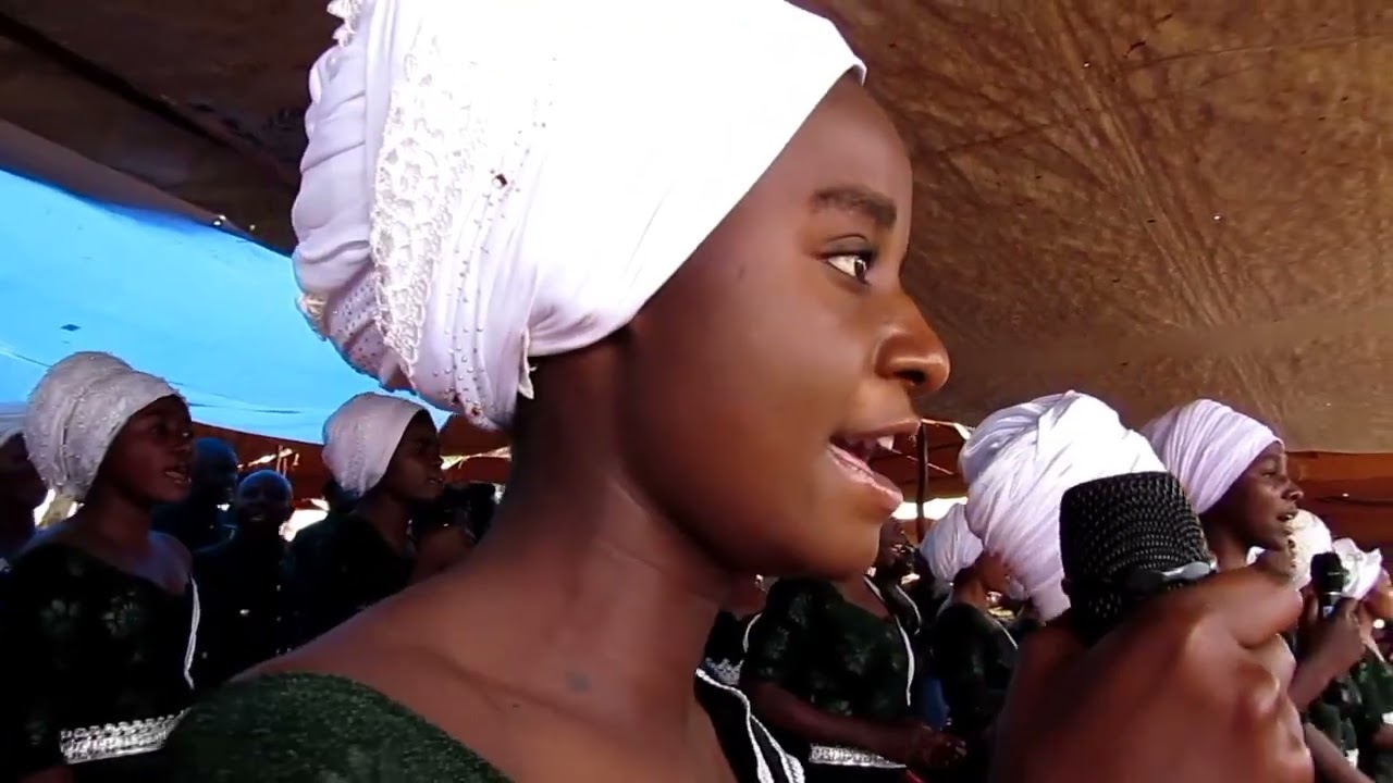 wimbo wa tatu wa nuru choir kwenye mkutano wa pasaka 2023 jumapili pa nyarugusu