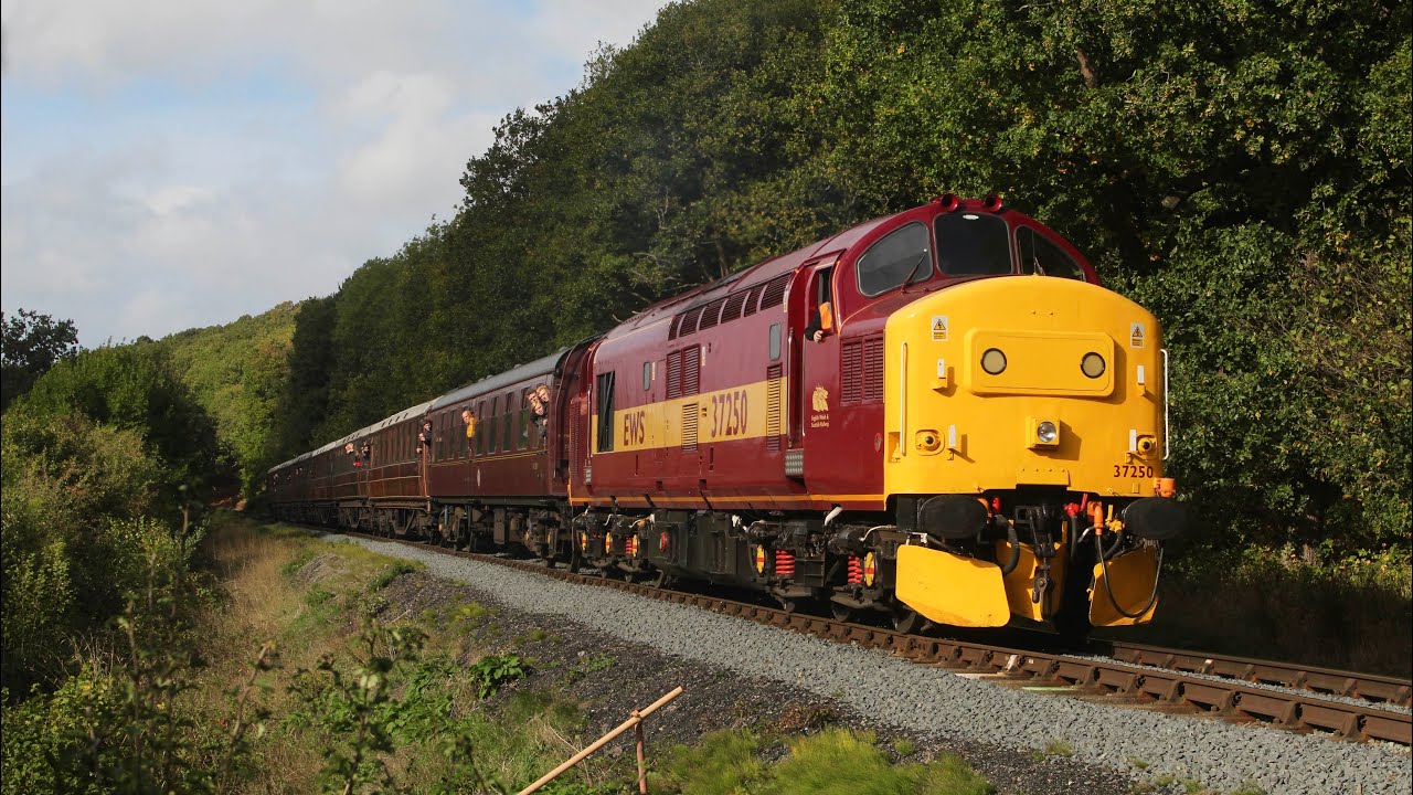 37s @ 65 celebrated at Severn Valley Railway Autumn Diesel Bash October 2-5, 2025