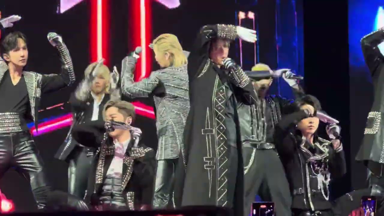 { RocketStars } Mirror Feel the Passion  Concert Tour (LA)