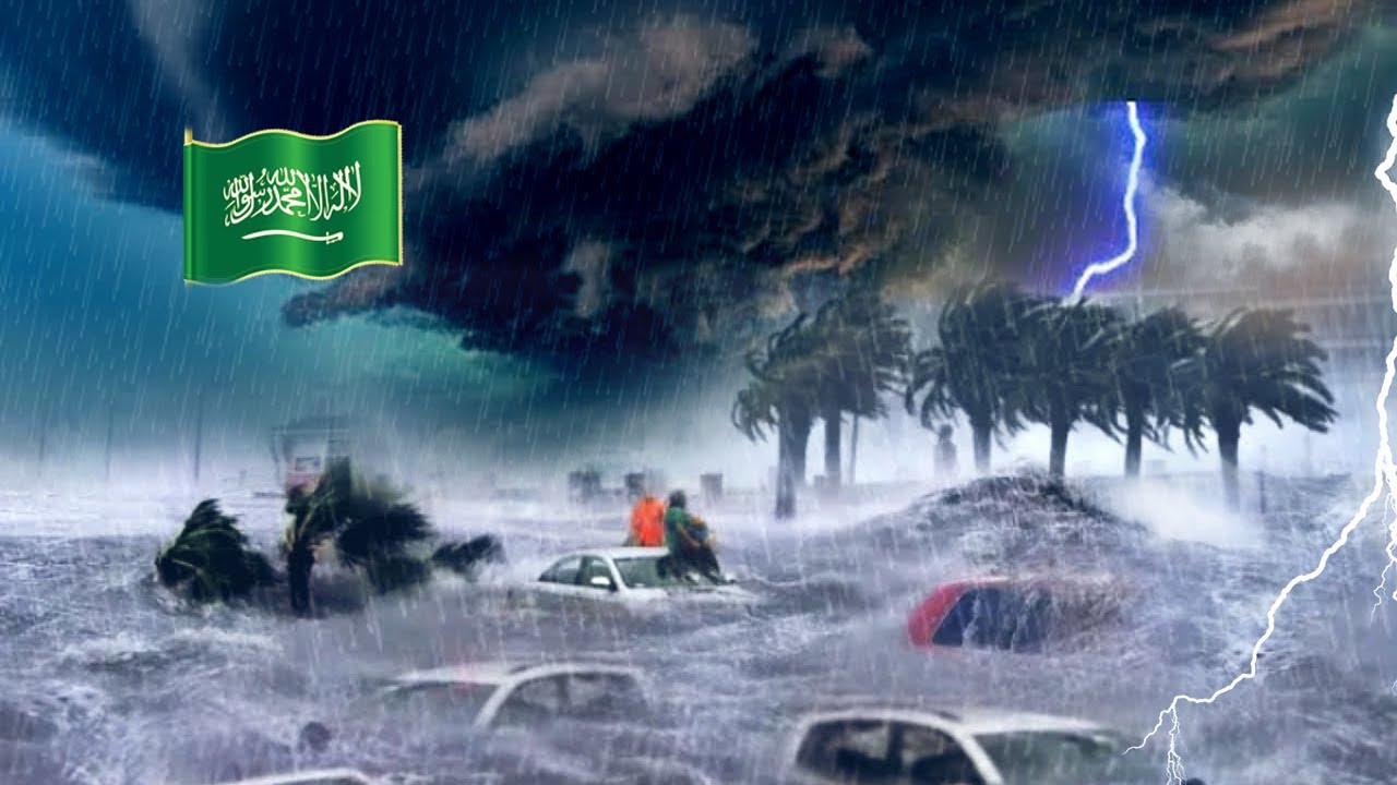 Emergency in Saudi Arabia! Hail and Flash Flood Carrying Cars and Properties Away