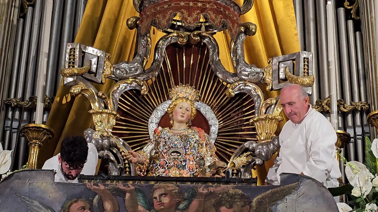 Acireale 25 Luglio 2024 Tra Canti e Preghiere Svelata Santa Venera e Fuochi Artificiali FIRE SUD 4K