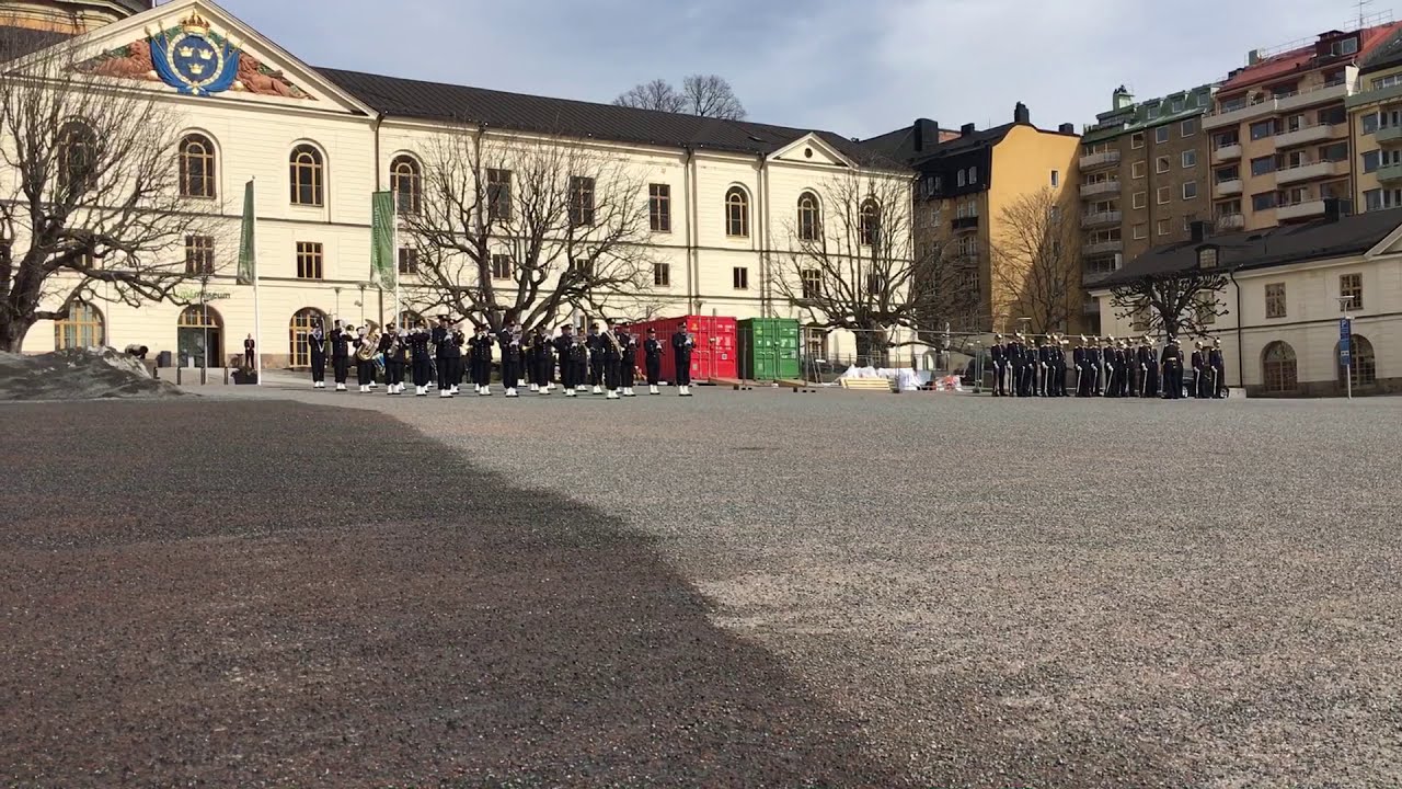 Marinens Musikkår - Avanti per patria