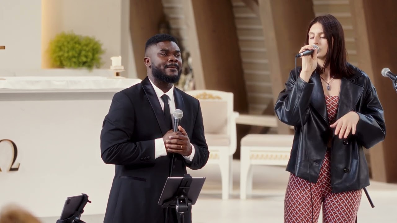 Raudoni vakarai- Anyanya Udongwo, Giedrius Nakas, Akire