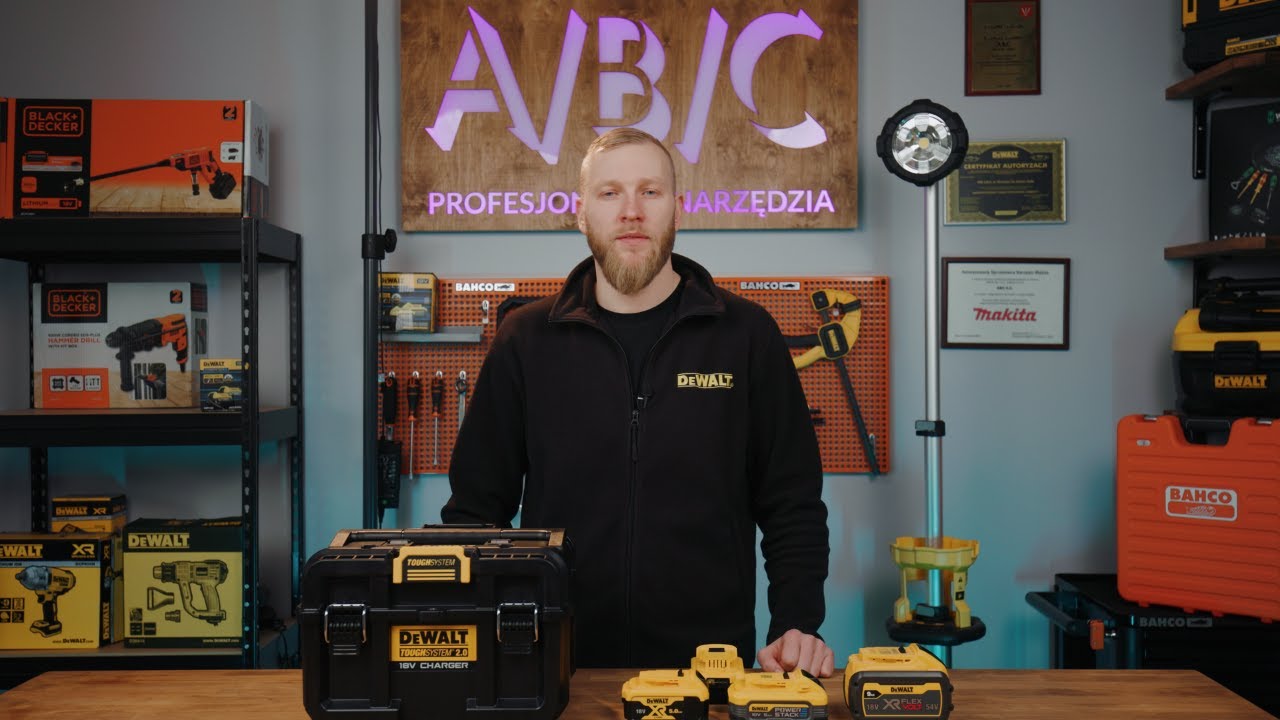 DeWALT DWST83471 - DWUGNIAZDOWA ŁADOWARKA DO AKUMULATOR&Oacute;W 18/54V