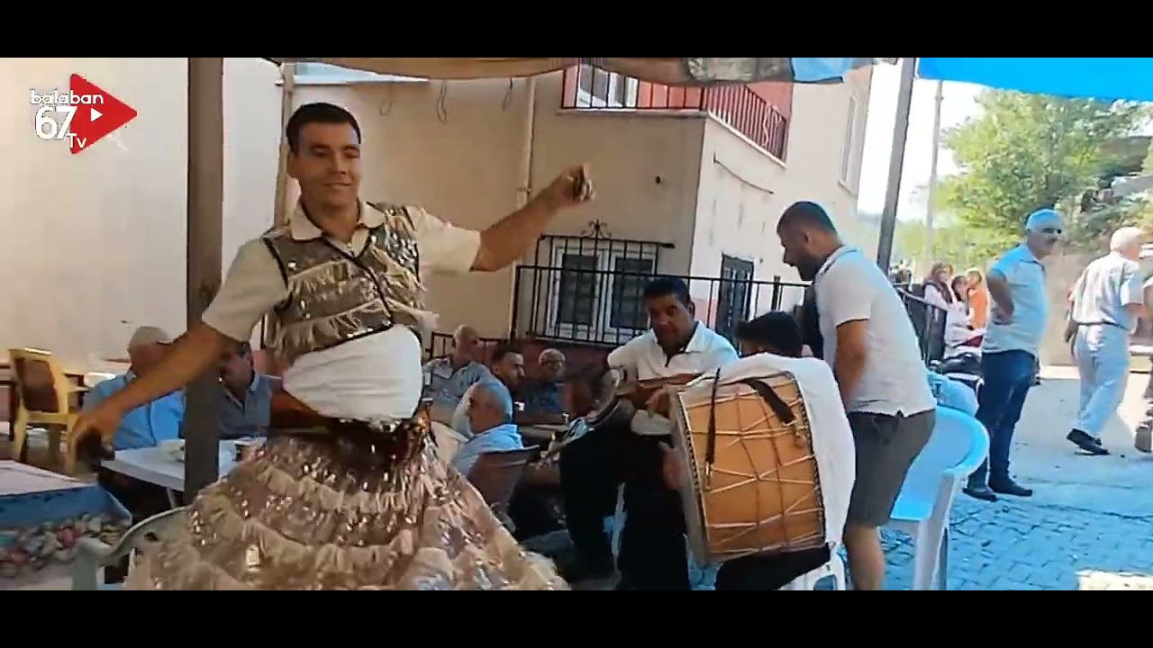 Evin Önü Şenlik Alanına Döndü! Damat Tarafı Coşkuyu Patlattı Bayat Köyü’nde Kemal Sarı Ekibi Şovda!