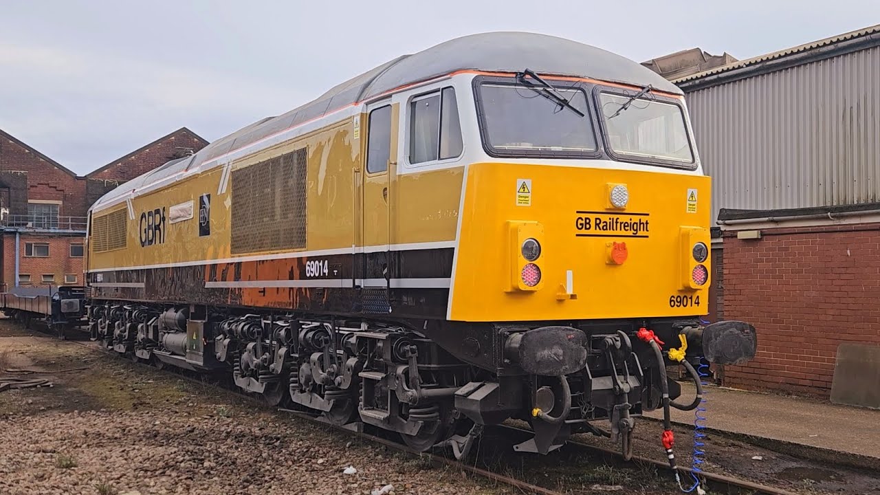 GBRf Class 69014 new livery at Eastleigh 19th March 2025
