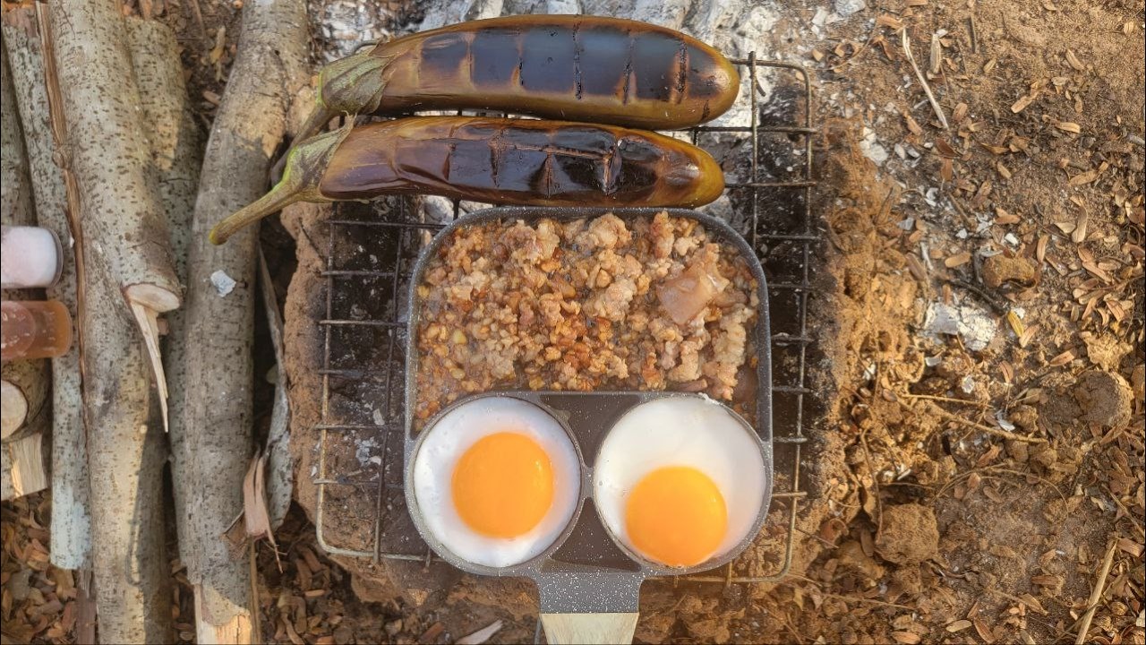Egg Grille With Pork Fried 2 Egg