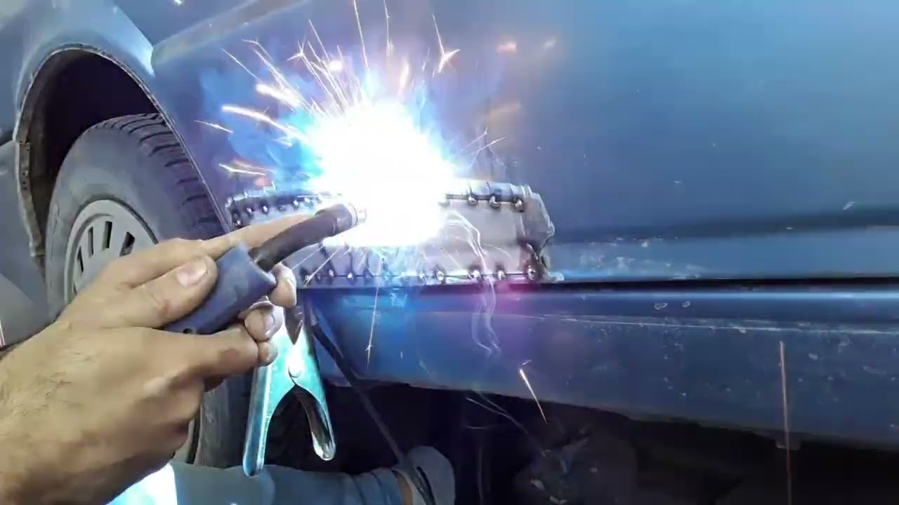 soldar Low Cost PANEL DE PUERTA FIAT DUNA/UNO como reparar auto o carro  podrido how rust repair