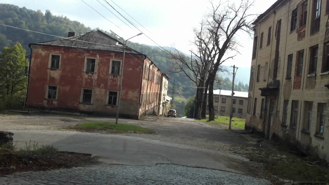 Tkibuli New Roads Building, სტალინის უბანი . (HD) MOV