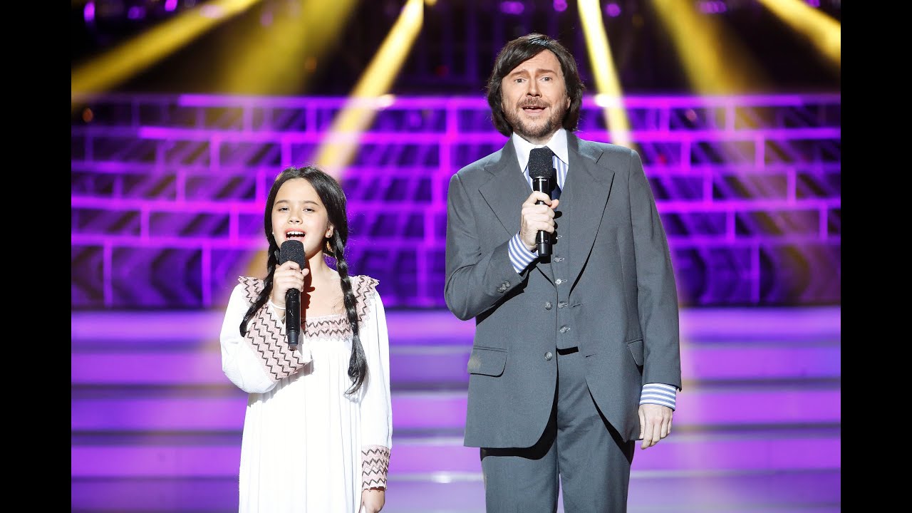Santiago Segura y Julia imitan a Sergio y Estíbaliz en Tu cara me suena Mini