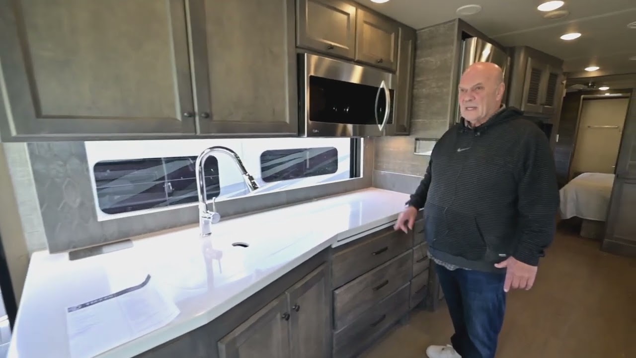 The RV Corral 2023 Tiffin Allegro Open Road 36 LA Stock # NA1164
