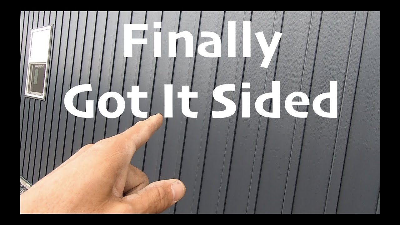 Installing Vertical Vinyl Siding #vinylsiding #installingvinylsiding #verticalsiding