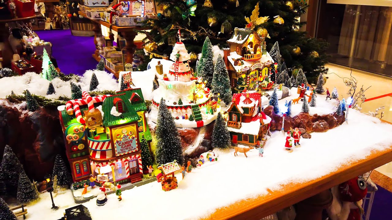 ⁴ᴷ⁶⁰ Прогулка по Москве: Новогодние Украшения 🎄 Улица Петровка - Петровский Пассаж