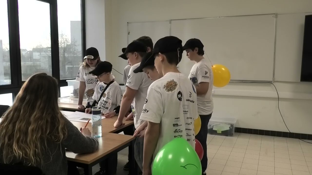 LEGO Titan brick builders: projectjury