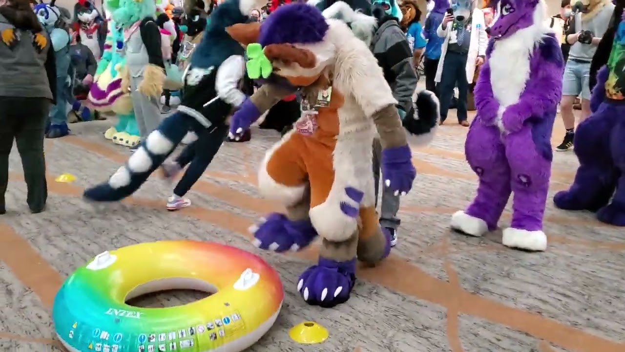 Blue Ridge Furfare 2022: Fursuit Games