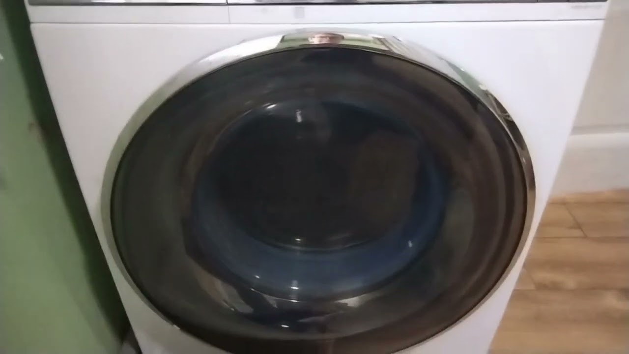 Haier HW60-BP12758: Отжим 1200 оборотов 