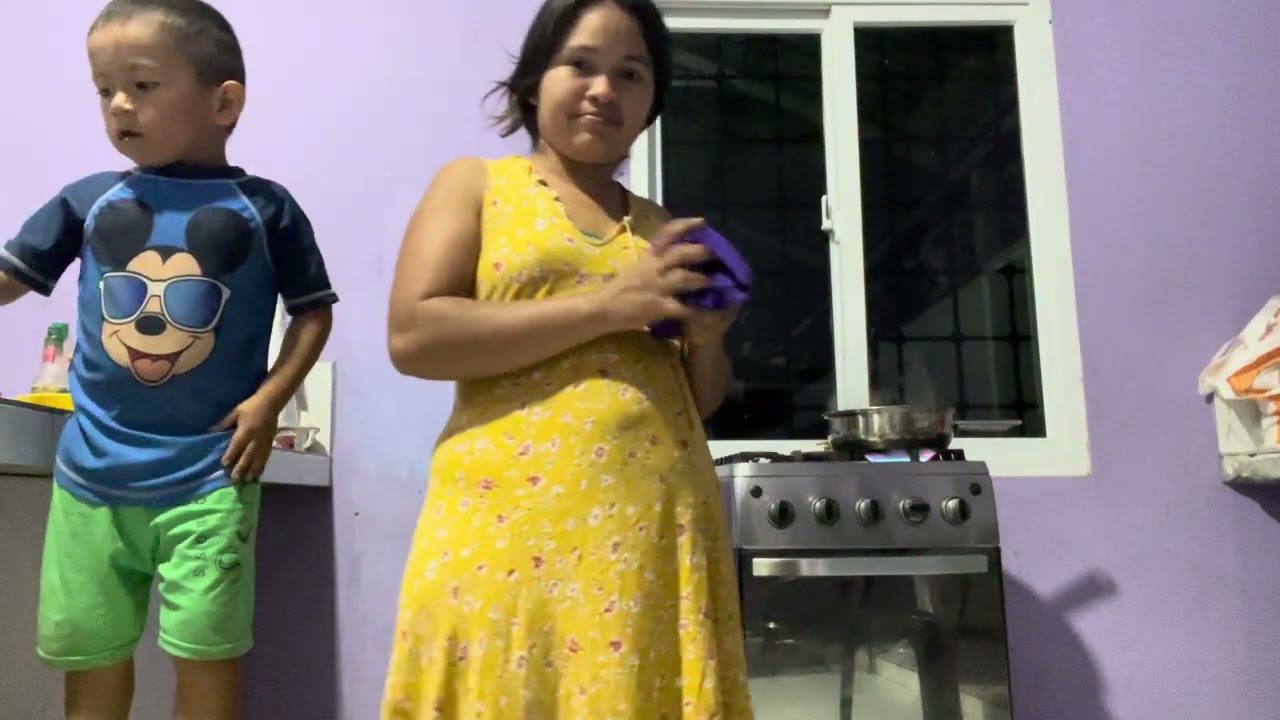 Cocinando lo que le Gusta a Caleb 