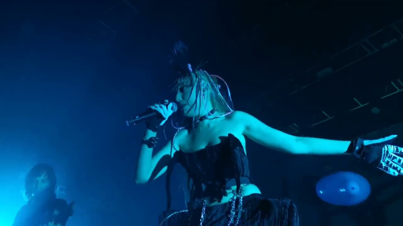 Kalika - Baby Vampire 🧛🏻&zwj;♀️ @ Trianon 2024 [2160p]