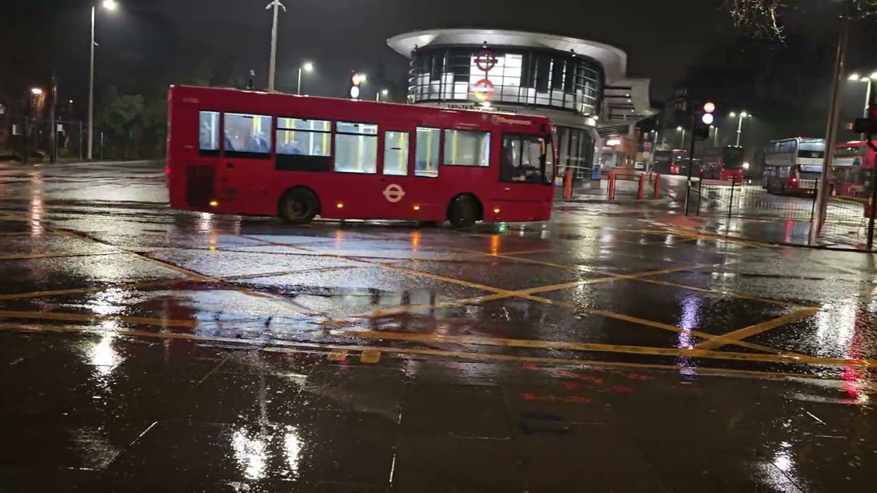 Late Night Bus Observations at Walthamstow Central including Route SL1