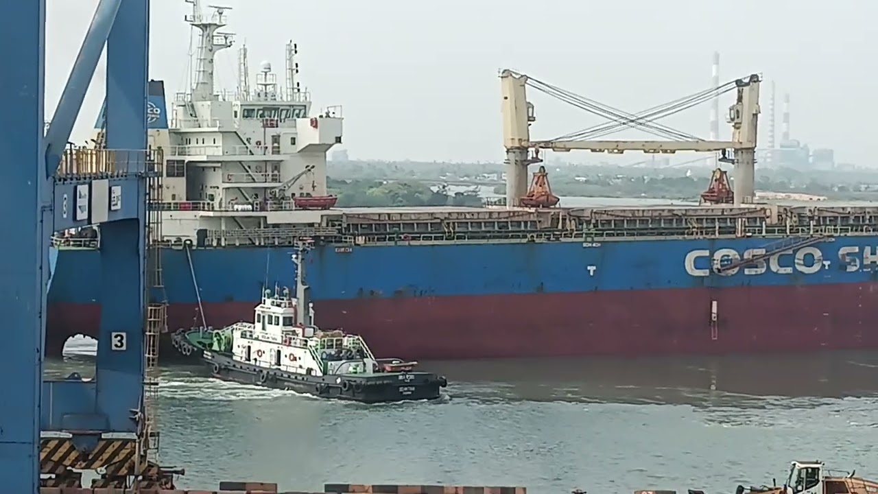 A big ship 🚢🛥️ has arrived from China today | आज चीन से एक बड़ा जहाज आया है