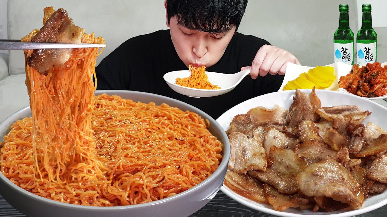 Свиная грудинка и острая лапша! MUKBANG REALSOUND ASMR EATINGSHOW