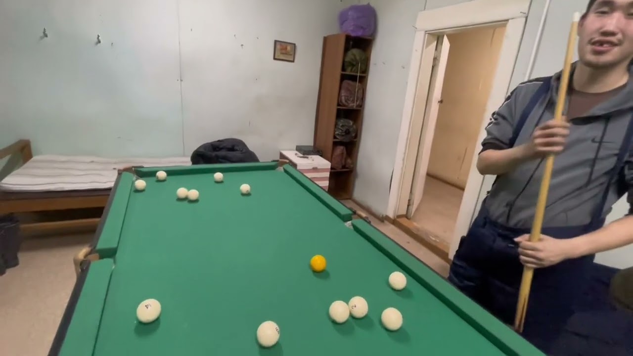 Играем бильярд без опыта. На 300₽