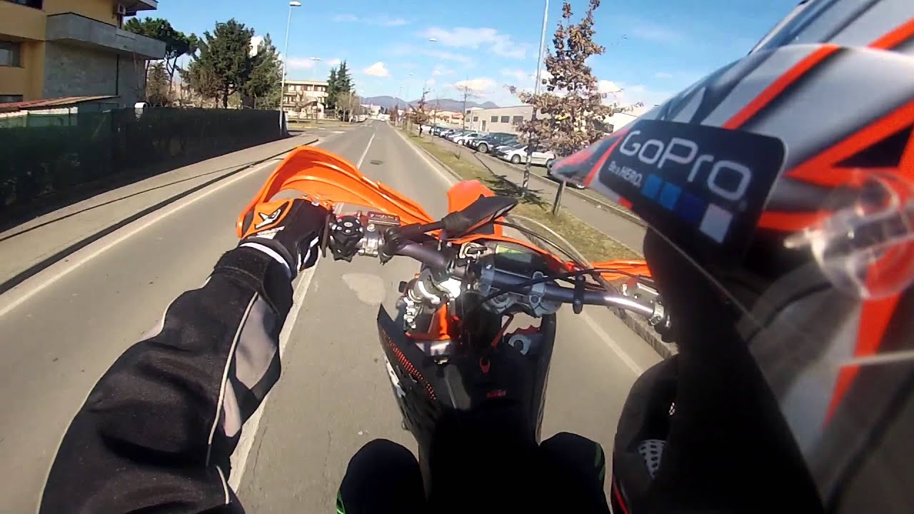 KTM 125 Motard - Onboard crazy drive with GoPro HD
