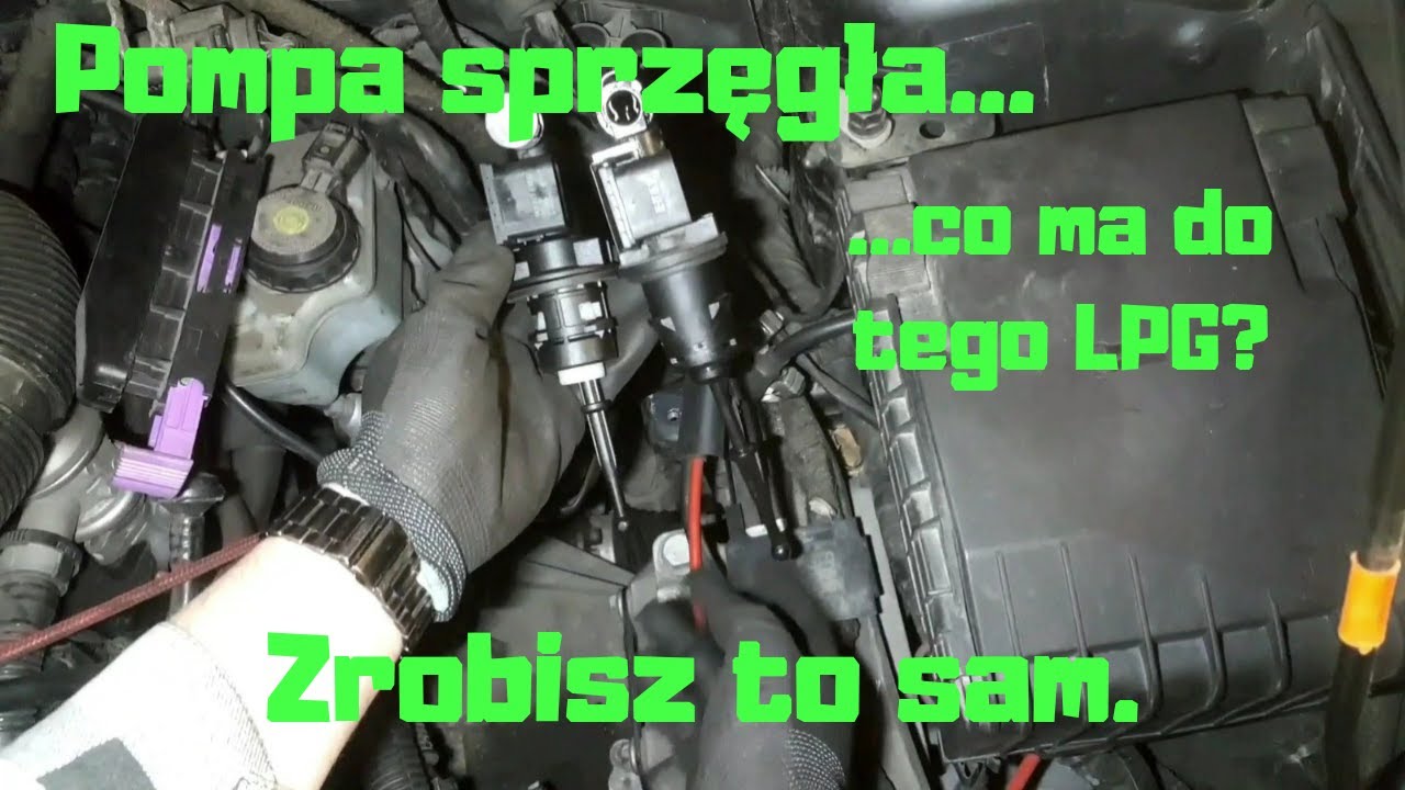 Skoda Octavia pedał sprzęgła został w podłodze. Wymiana pompki sprzęgła.