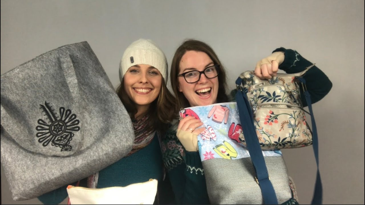 Whats In our Bag Tag! With KnittingILove