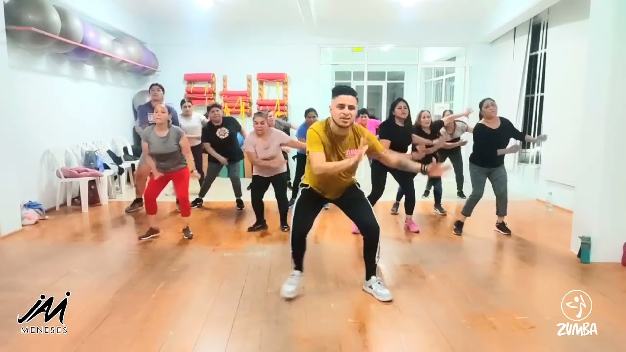 cómo la flor 🌹/zumba fitness/djemus🔥Javi meneses #zumbaclass #zumbafitness #youtube  #zumbalove