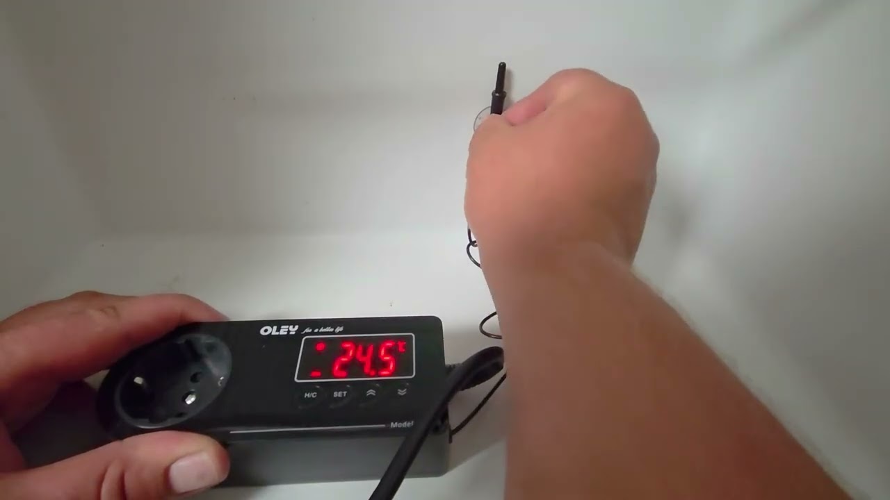 Dit is een instructie video over hoe je een externe thermostaat installeert voor je kaasgrot