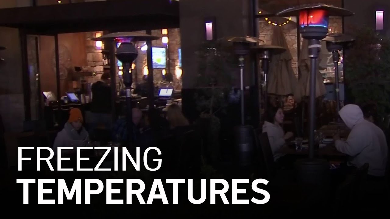Residents Bundle Up as Colder Temperatures Hit the Bay Area