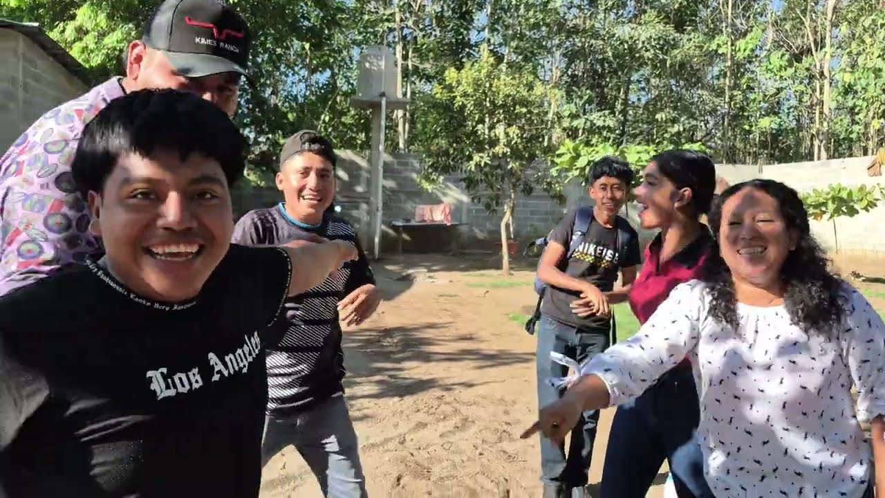 Vos vivis con un hombre pobre y te burlas de los pobres le dijo YIMI a EVA