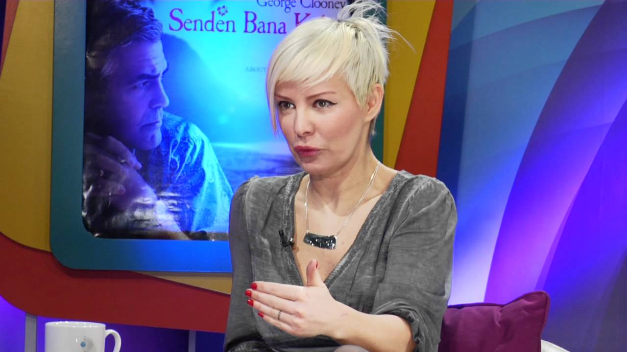 Musa Uzunlar - Şanal G&uuml;nseli / &Ouml;m&uuml;r Gedik Cinemania 2012