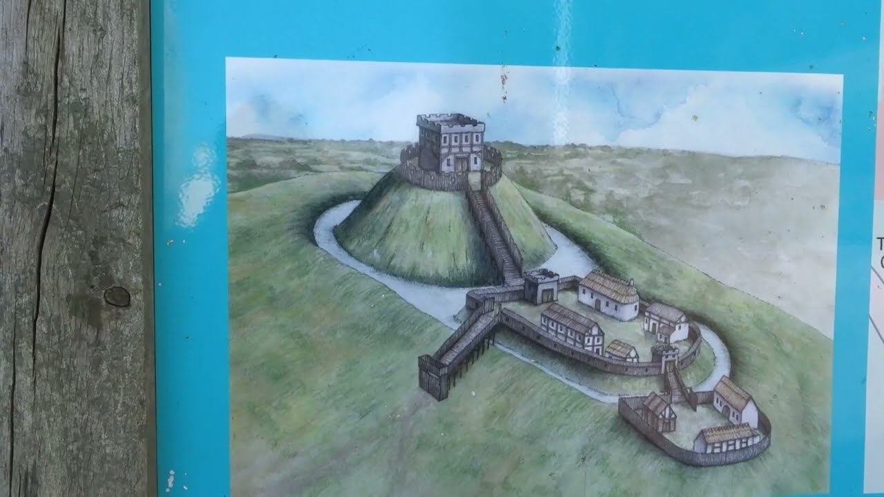 Mold's Motte & Bailey Castle remains (c 1100) on Bailey Hill Yr Wyddgrug (Flintshire) Cymru (Wales)
