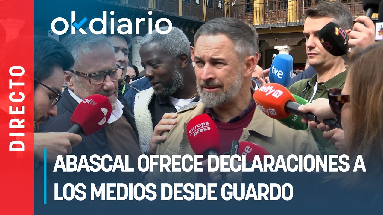 Santiago Abascal hace declaraciones a los medios desde Guardo