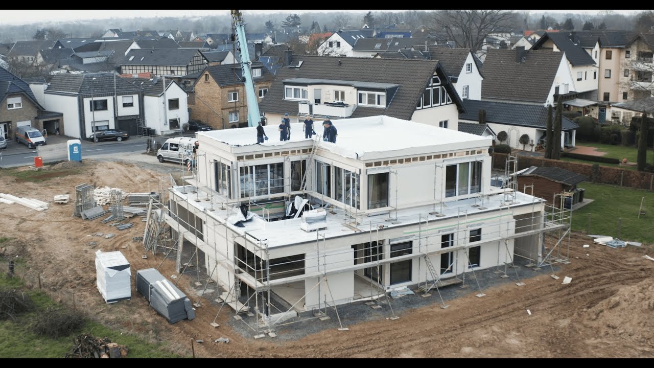 Schwabenhaus Fertighaus Hausaufstellung &ndash; schneller und millimetergenauer Hausbau